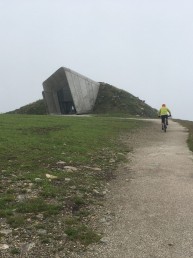 o podjeżdżaniu Kronplatz Muzeum Messnera