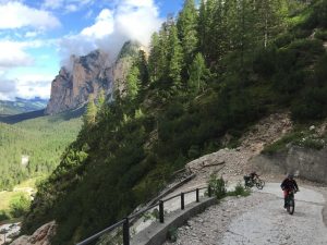 Dolomity
